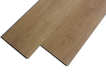 Sztywny rdzeń Laminat PVC Grubość podłogi 4-8 mm Mniej Odporny na rozszerzanie
